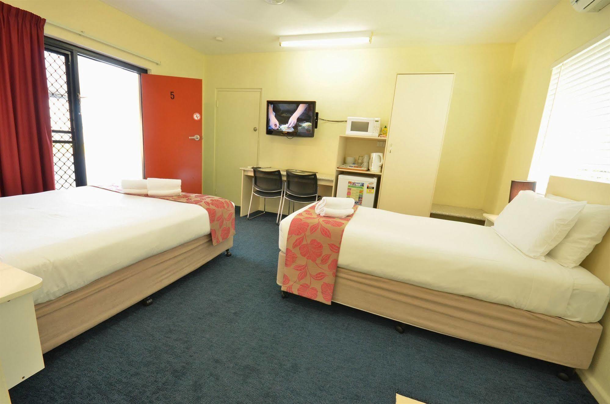 International Lodge Motel Макай Екстериор снимка