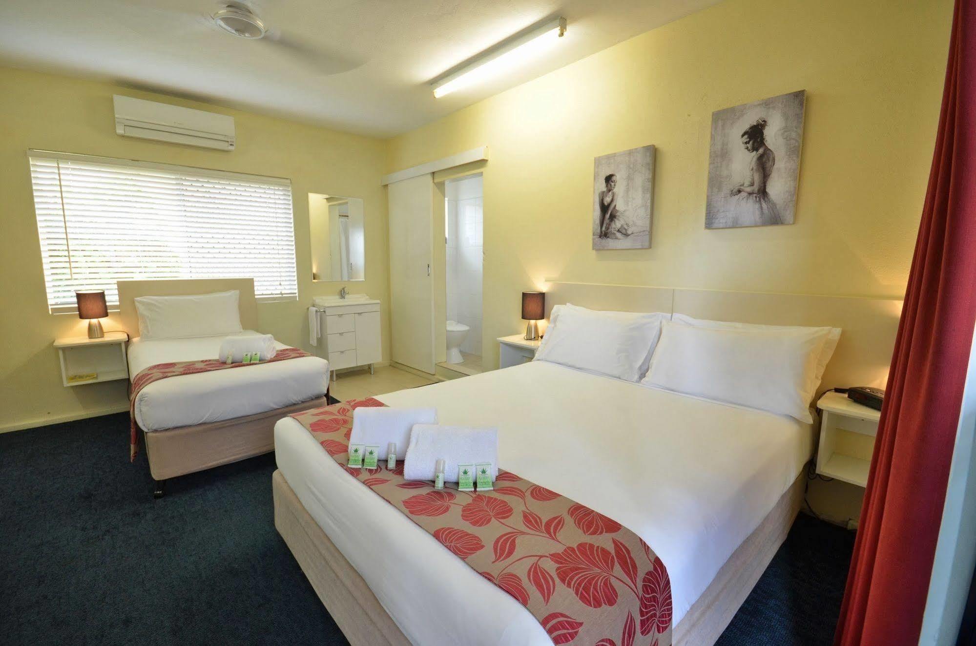 International Lodge Motel Макай Екстериор снимка